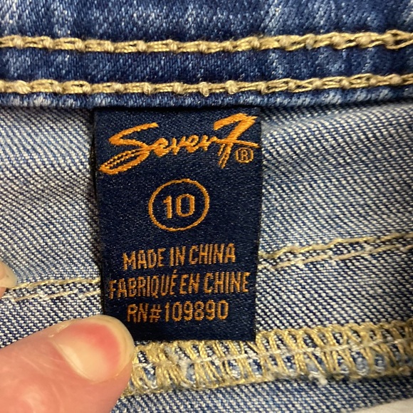 Seven7 Brand Denim Shorts - Picture 9 of 9